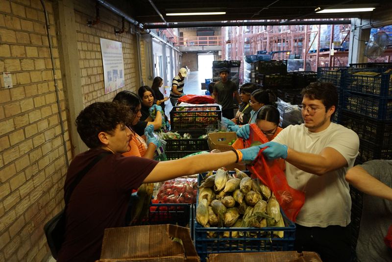 Cansgiving donations
